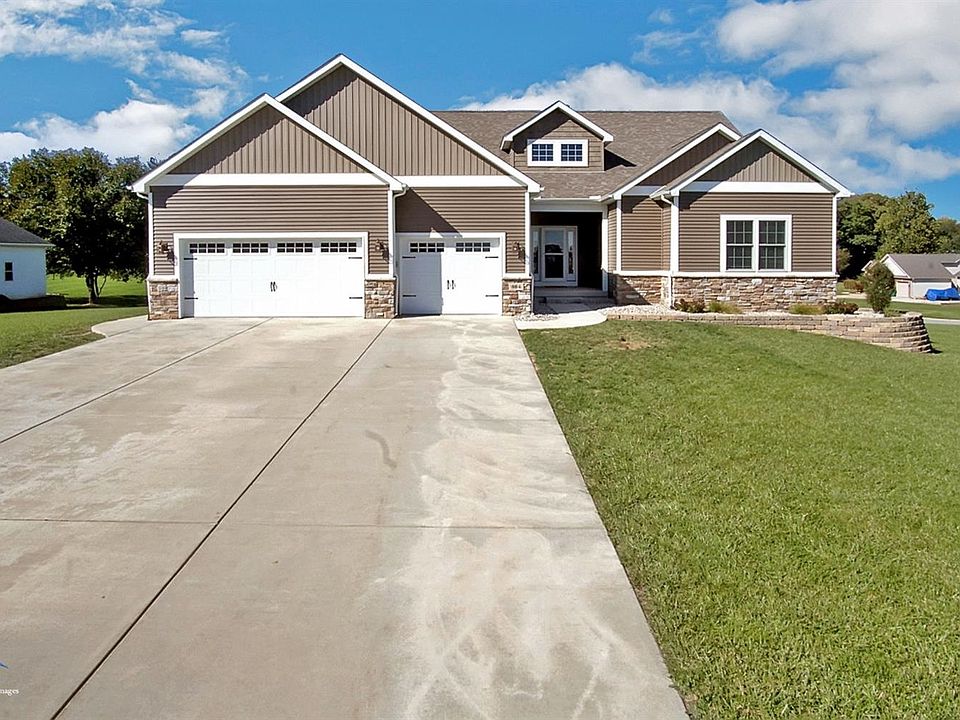1st image of 884 Whitestone Dr