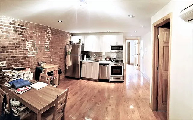 Rented by The Hamilton Group | media 31