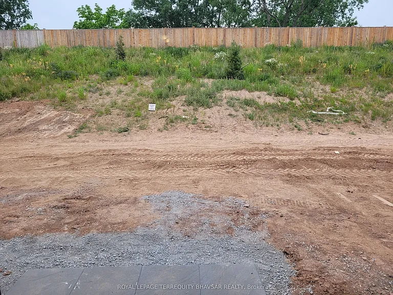 4552 Portage Rd #8 — Photo 38