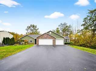 527 Baird St, Minoa, NY 13116