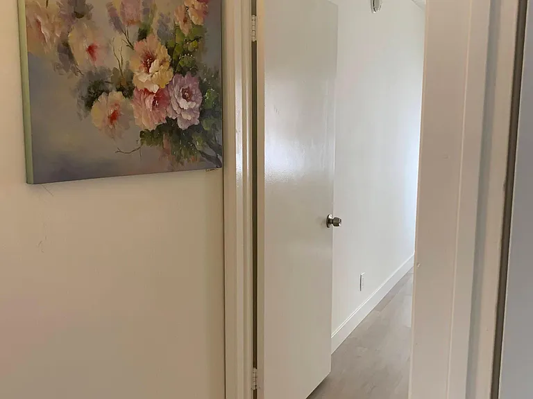 4 1241south Bundy Dr #4 — Photo 14