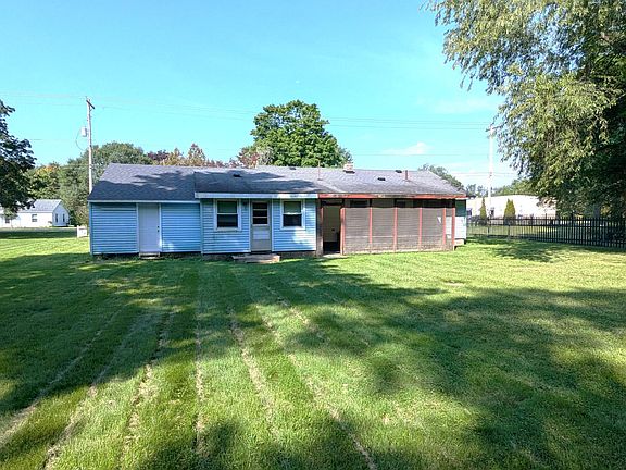 3rd image of 69845 S Nottawa Rd