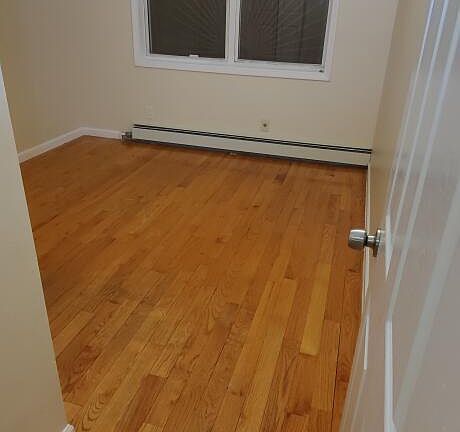 5th image of 106-06 Union Hall St
