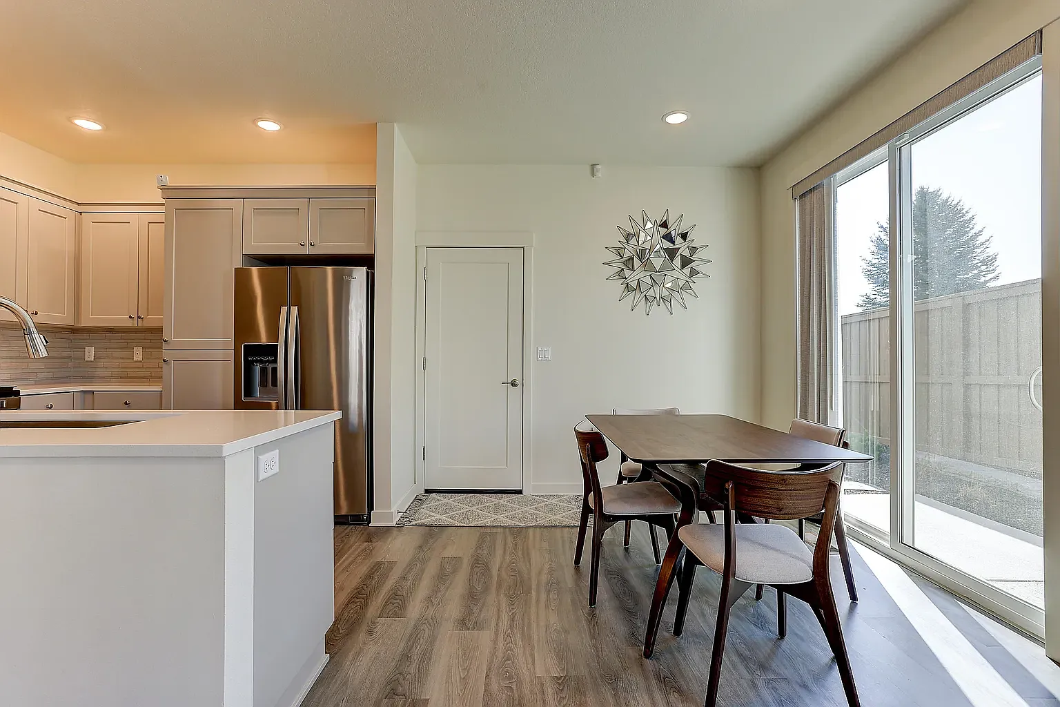 2582 NE Purcell Blvd — Photo 3