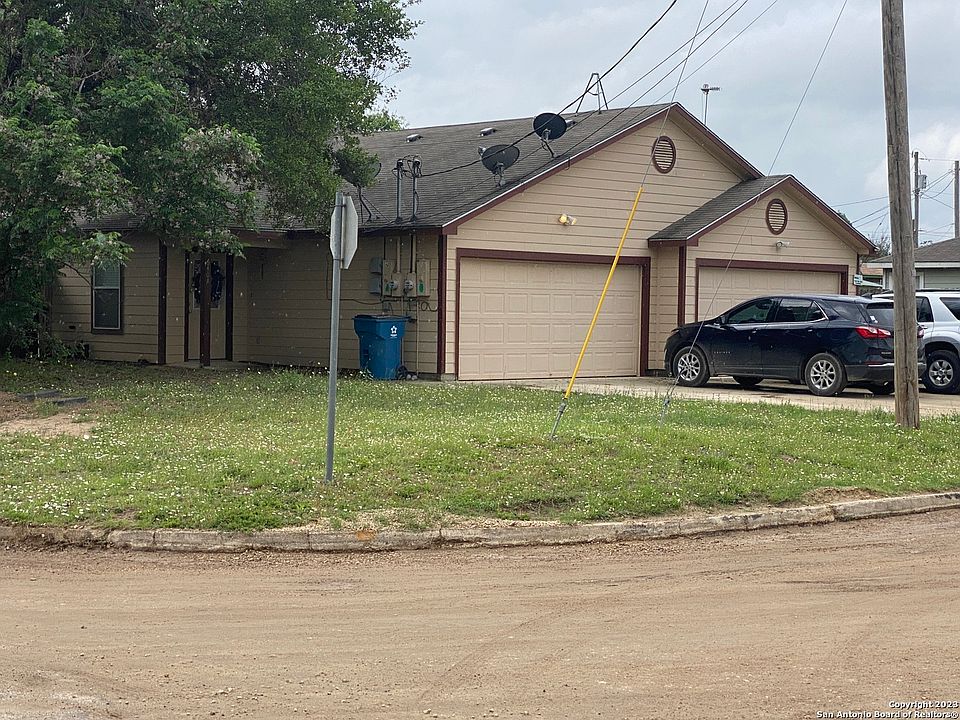 1st image of 640 PLEASANTON AVE
