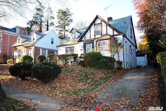 2nd image of 18729 Perth Rd