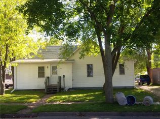408 18th Ave E, Menomonie, WI 54751