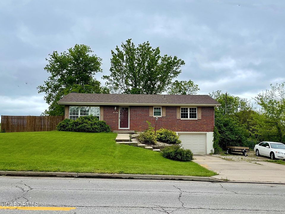 1st image of 4617 Rainbow Dr