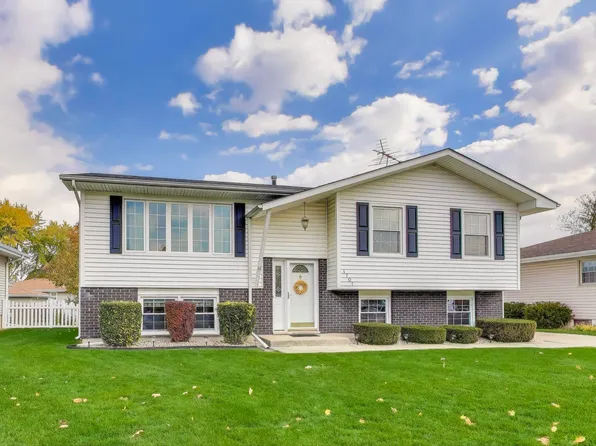 1707 Valley Ct, Schererville, IN 46375