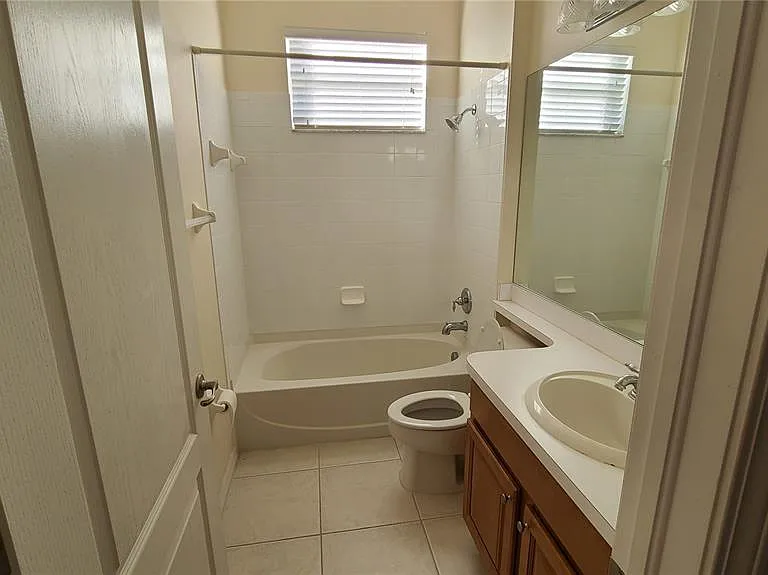 31422 Bridgegate Dr — Photo 10