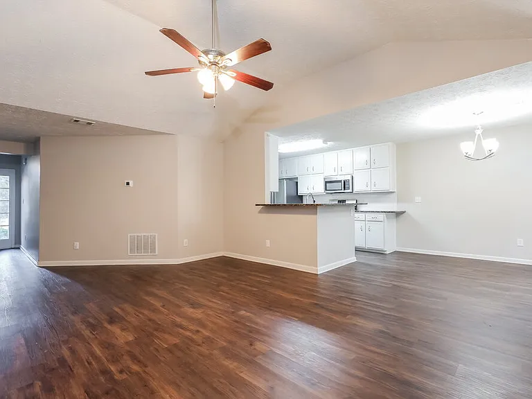 195 Northwind Dr — Photo 4