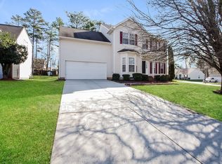 10802 Gold Pan Rd, Charlotte, NC 28215