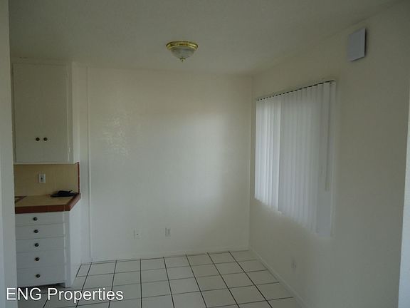5th image of 3859 35th St