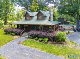 98 Hill Private Dr, Danville, AL 35619