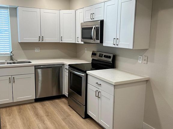 2nd image of 2311 E HARTFORD Avenue #10