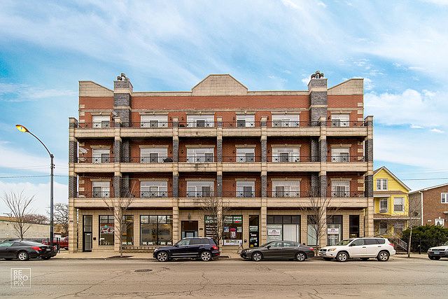1st image of 4235 N Kedzie Ave APT 4F