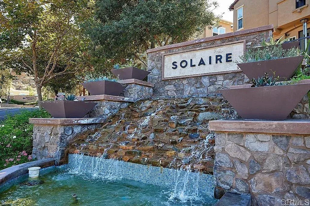2 bed, 2.5 bath, 1158 sqft, $3,350 — Photo 1