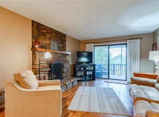 6 Bentley Ln, Bella Vista, AR 72715