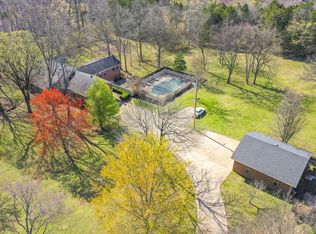 448 SW Cook Rd, Mount Juliet, TN 37122