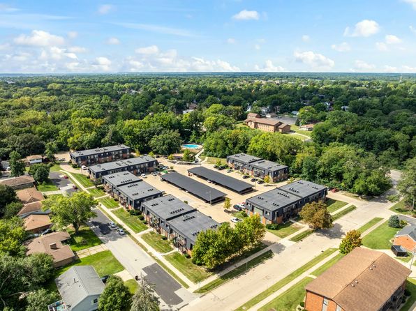 112 E Hines Pl #5A2