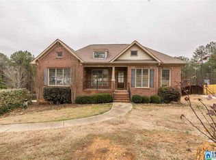 118 Covington Place Dr, Columbiana, AL 35051