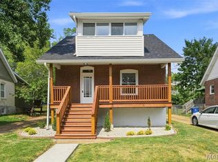 7269 Zephyr Pl, Saint Louis, MO 63143