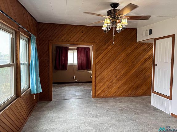 5th image of 2221 N Mora Dr