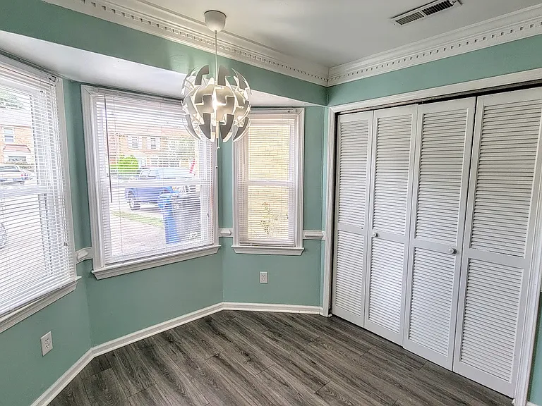 4621 Merrimac Ln — Photo 3