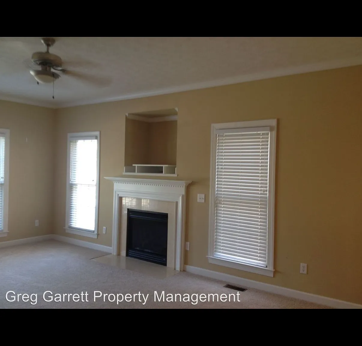 4 bed, 2.5 bath, 2821 sqft, $2,900 — Photo 2
