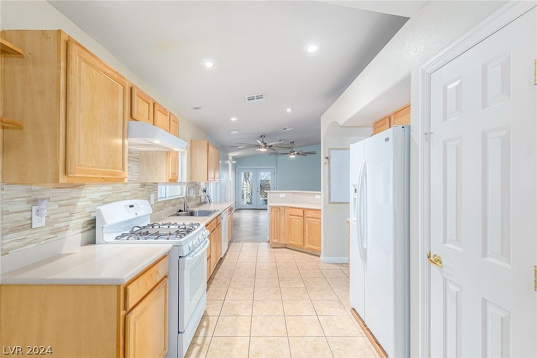6141 Camden Cove St, North Las Vegas, NV 89081 Zillow