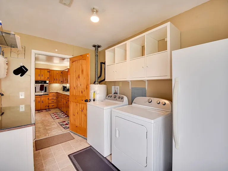 Laundry Room Cabinet