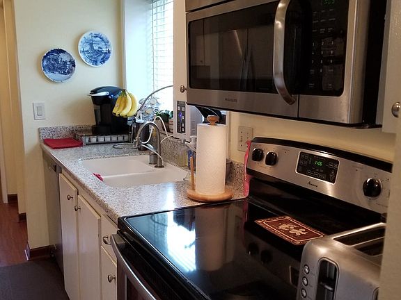 3rd image of 8604 NE Mason Dr 11 #11