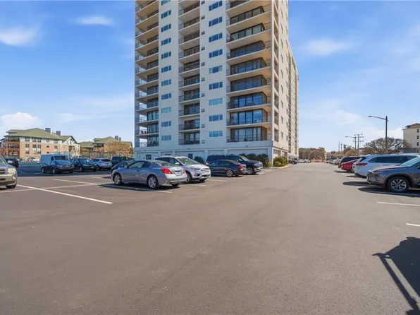 3288 Page Ave APT 314, Virginia Beach, VA 23451