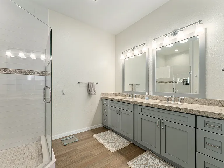 4958 NW 35th Lane Rd — Photo 9