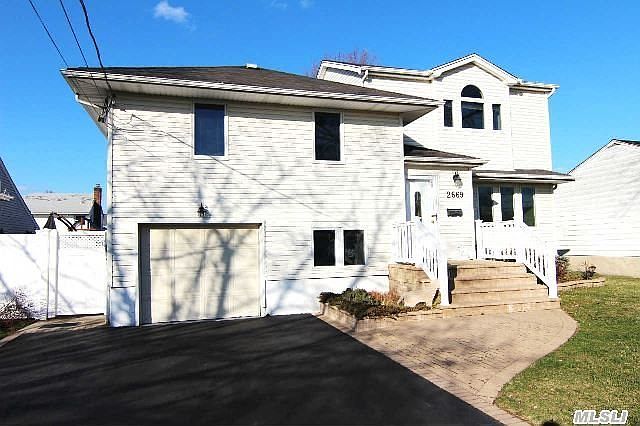 1st image of 2669 Anthony Ave