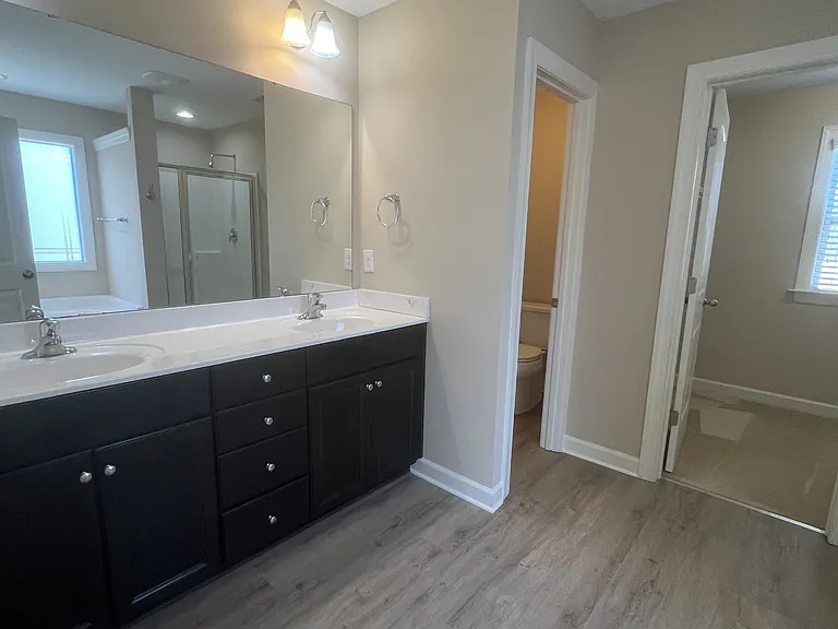 44 Coswell Ct — Photo 29