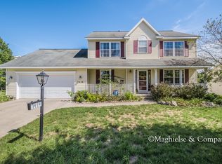 7454 Agawa Trl NE, Rockford, MI 49341