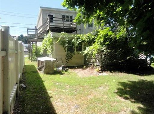 2nd image of 129 Sterling St