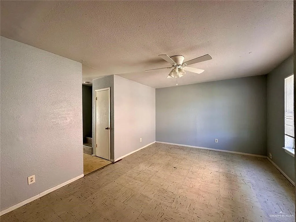2 bed, 1.5 bath, 6272 sqft, $660 — Photo 4