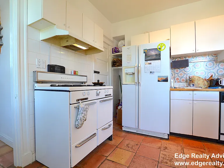 21 Royal St #7 — Photo 6