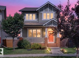 3150 Carpenter Lndg SW, Edmonton, AB T6W 2Y8