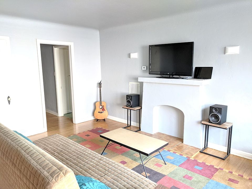 1st image of 2517 Chestnut Ave