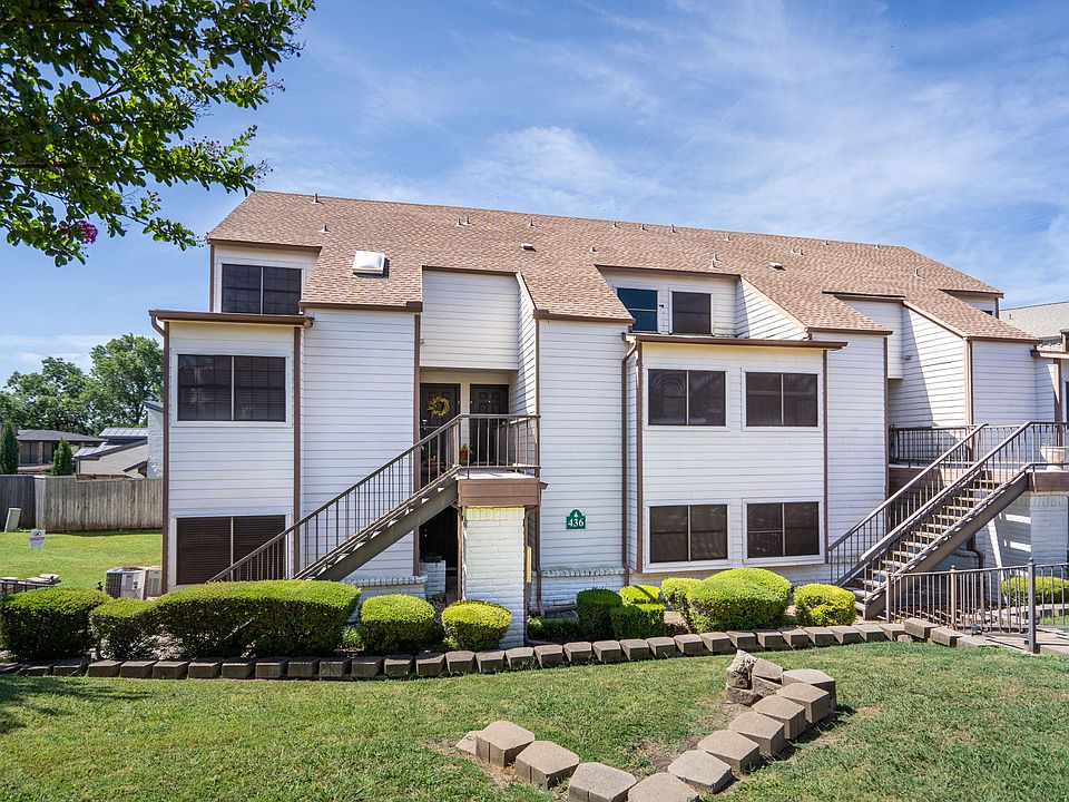 1st image of 436 Yacht Club Dr APT D