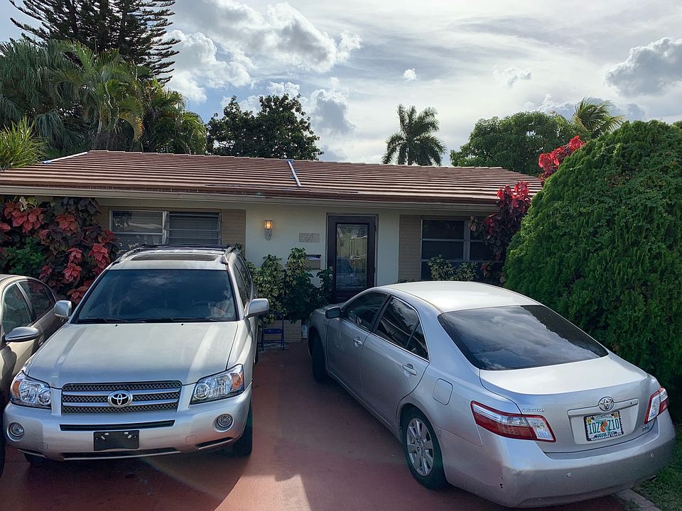 1st image of 5605 NW 48th Ter