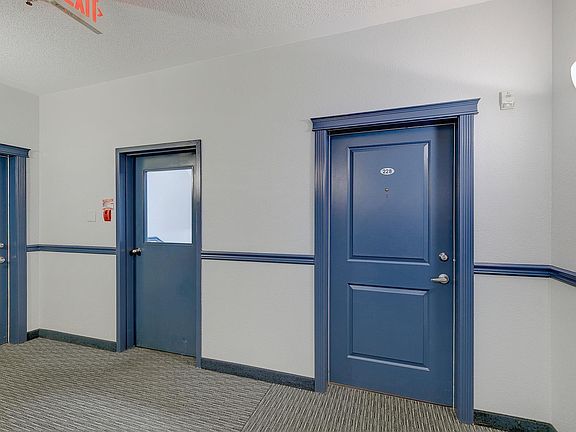 3rd image of 2305 35a Ave NW #228