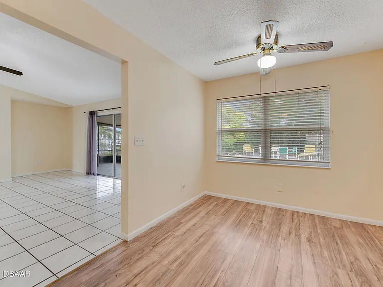121 Westwood Dr — Photo 10