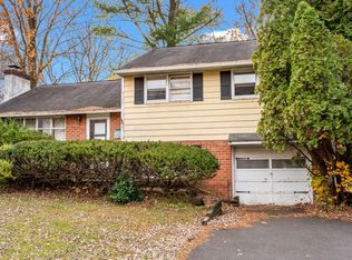 1536 Park Dr, Jamison, PA 18929