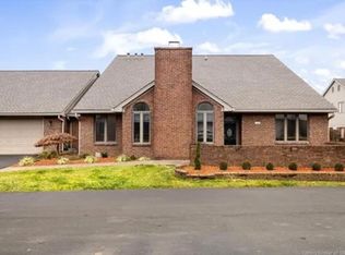 3158 Autumn Green Way, Jeffersonville, IN 47130