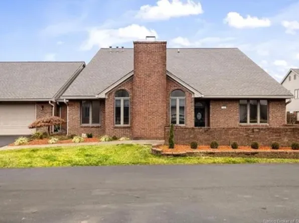 3158 Autumn Green Way, Jeffersonville, IN 47130