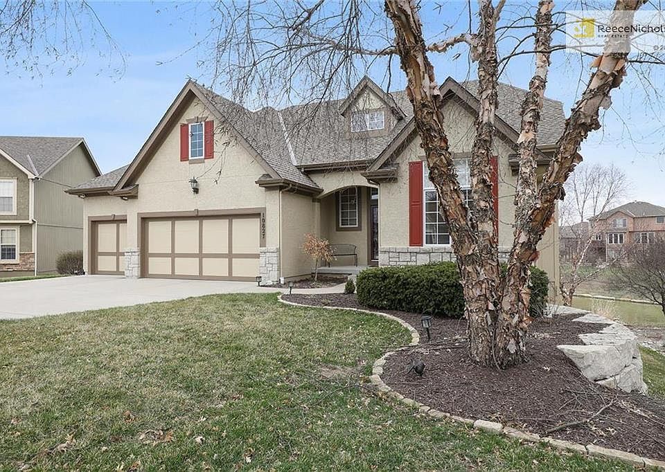 10827 N Mattox Ct.